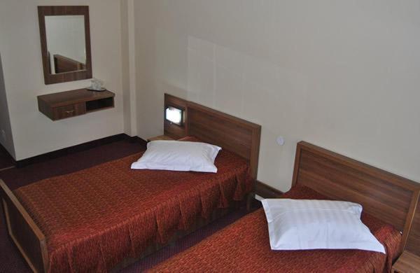 Hotel Iasicon Lacu Rosu Room photo